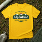 Alpenkind In den Bergen daheim T-Shirt