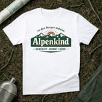 Alpenkind In den Bergen daheim T-Shirt